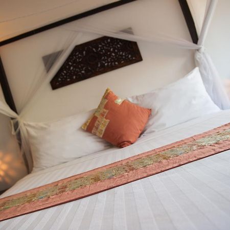 The Willow Boutique Hotel Phnompen Kültér fotó