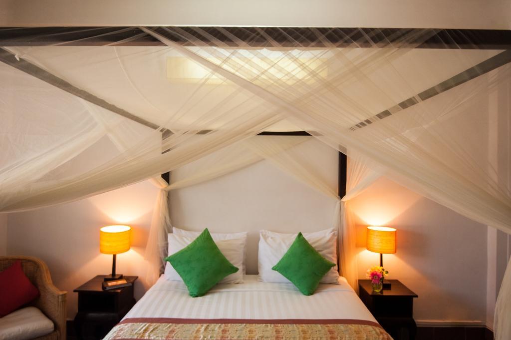 The Willow Boutique Hotel Phnompen Kültér fotó