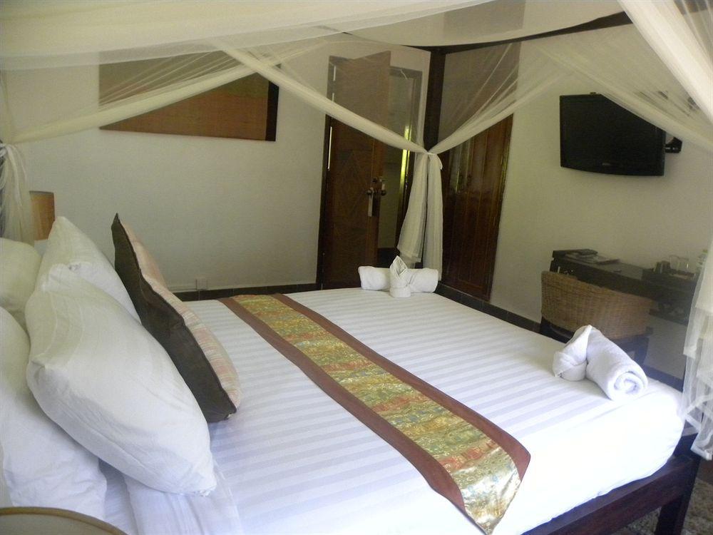 The Willow Boutique Hotel Phnompen Kültér fotó