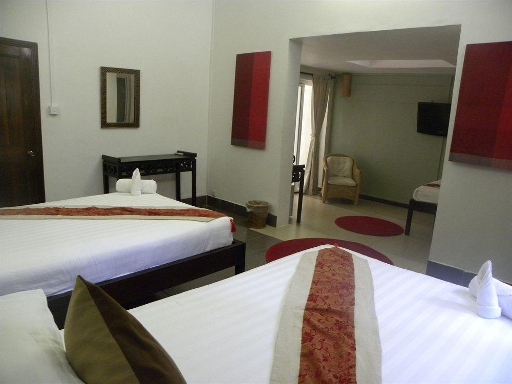 The Willow Boutique Hotel Phnompen Kültér fotó