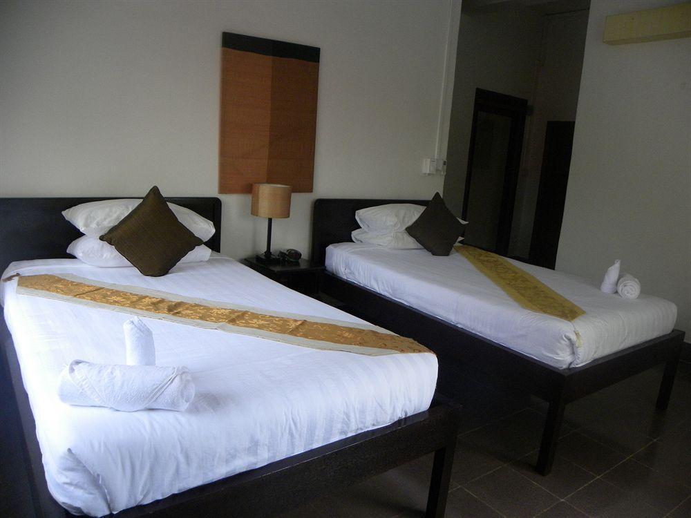 The Willow Boutique Hotel Phnompen Kültér fotó