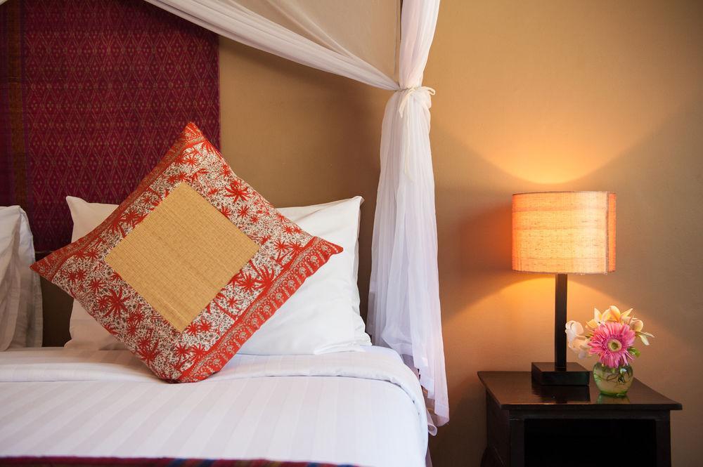 The Willow Boutique Hotel Phnompen Kültér fotó