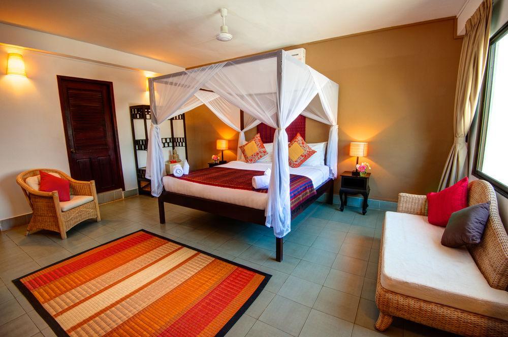 The Willow Boutique Hotel Phnompen Kültér fotó